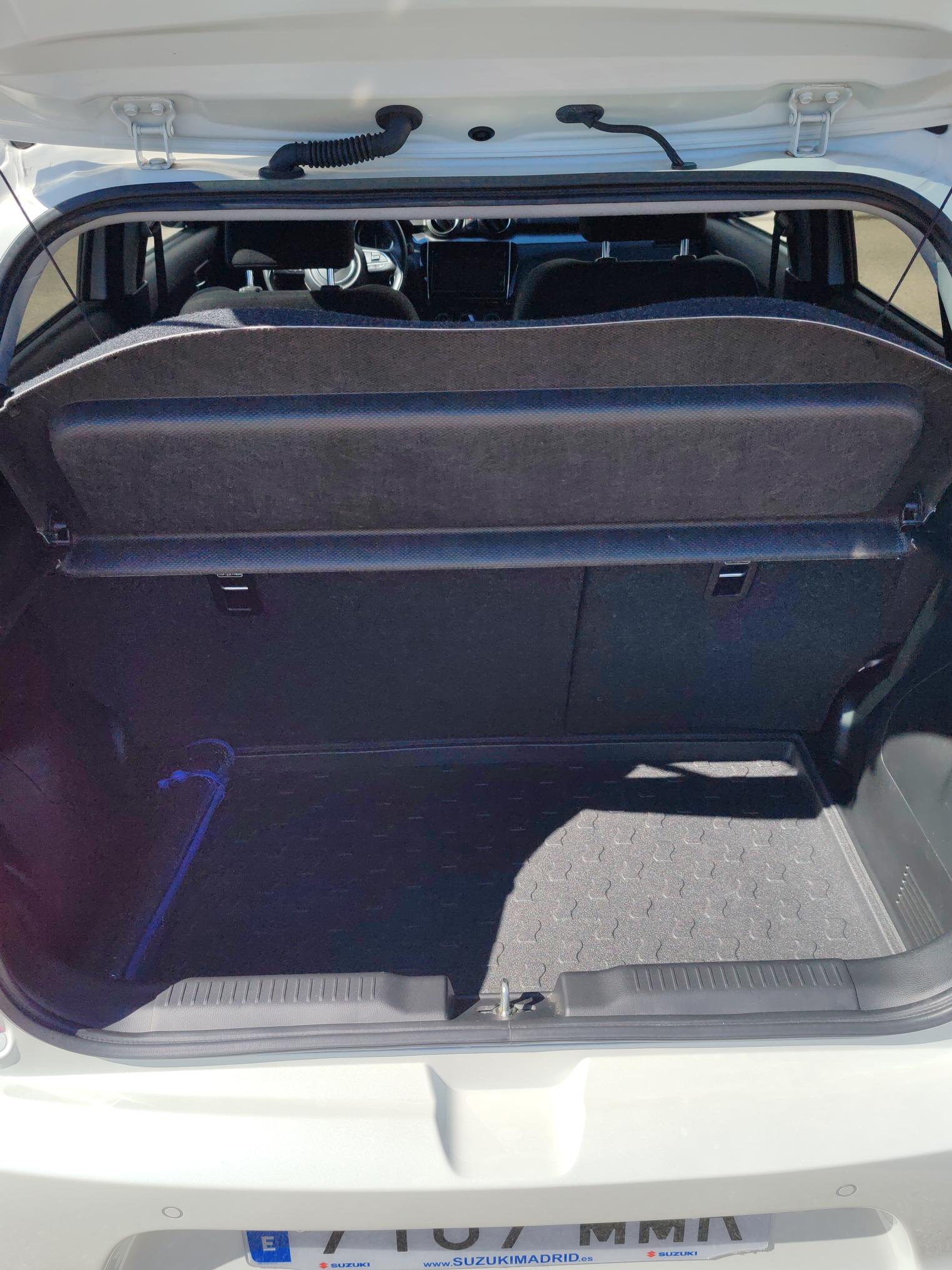 suzuki-swift-glx-10012024